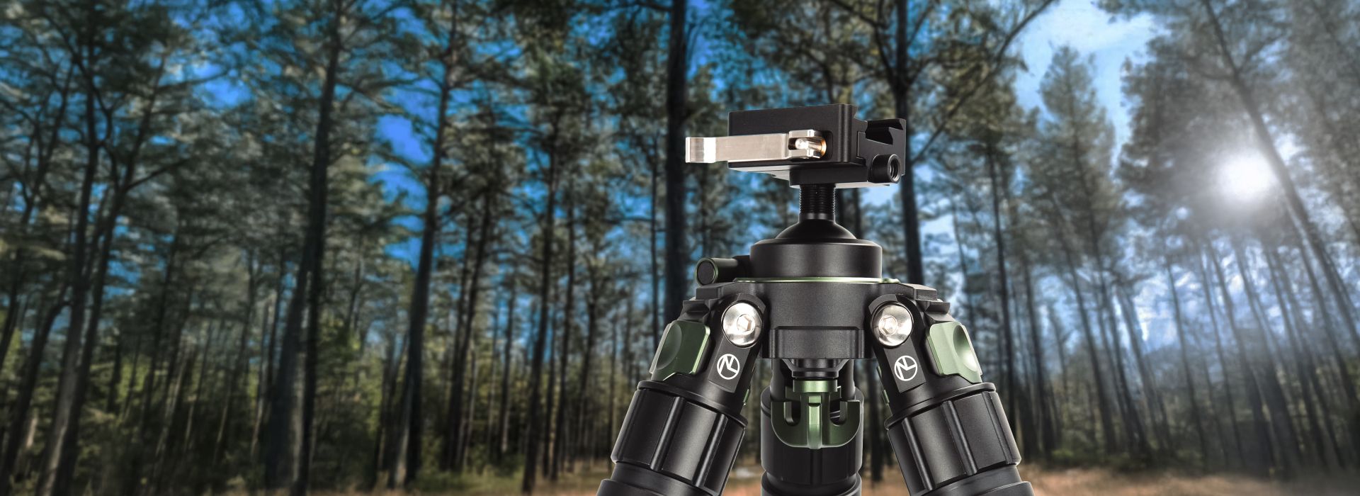 Nieload Red Mist Carbon Shooting Tripods